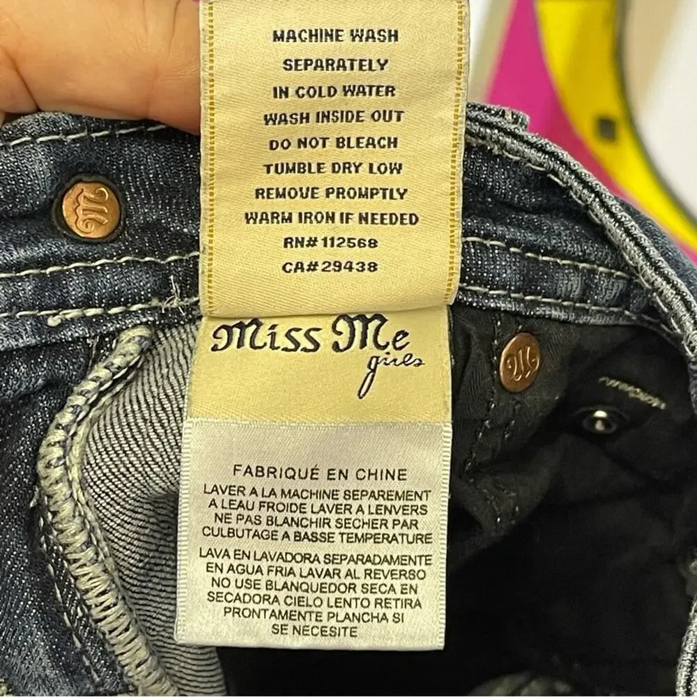 Miss Me, Girls Denim Glitzy Capris. Size 14. In excellent condition!